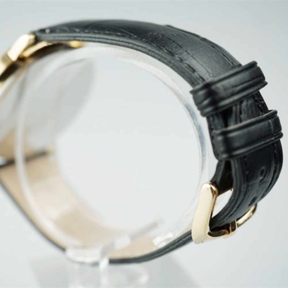 Mickey & Pluto Custom PU Leather Analog Watch NWT - Picture 5 of 7